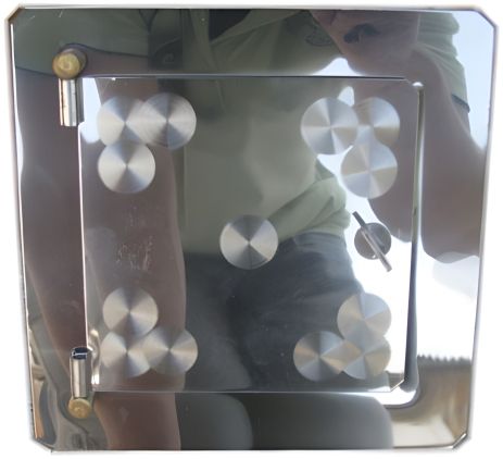 Нержавіюча димохідна дверка на завісах 150х150 мм