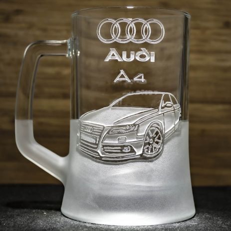 Бокал для пива з гравіюванням Audi A4 670 мл