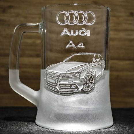 Бокал для пива з гравіюванням Audi A4 670 мл