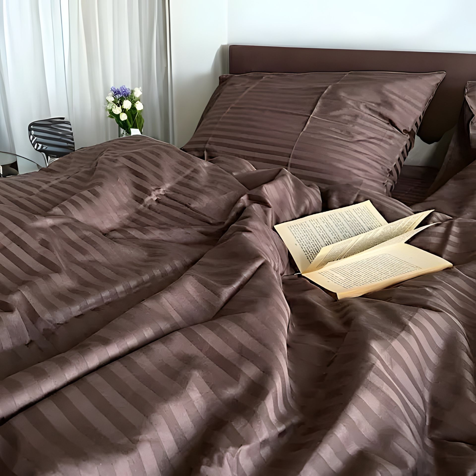 Полуторный комплект постельного белья MakSon Elegant Chocolate, страйп-сатин, 100% хлопок (016-1145210С) Полуторный комплект постельного белья MakSon Elegant Chocolate, страйп-сатин, 100% хлопок (016-1145210С)