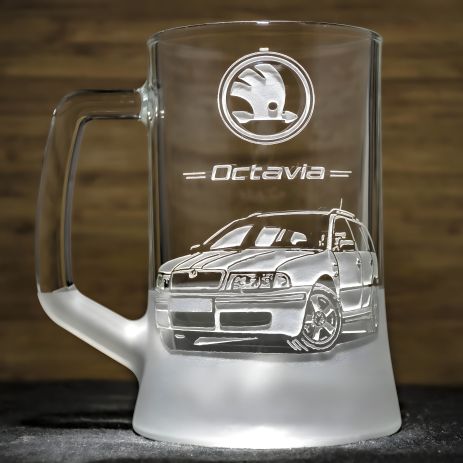 Келих пивний із гравіюванням авто фото SKODA Octavia Шкода Октавія — подарунок для водія
