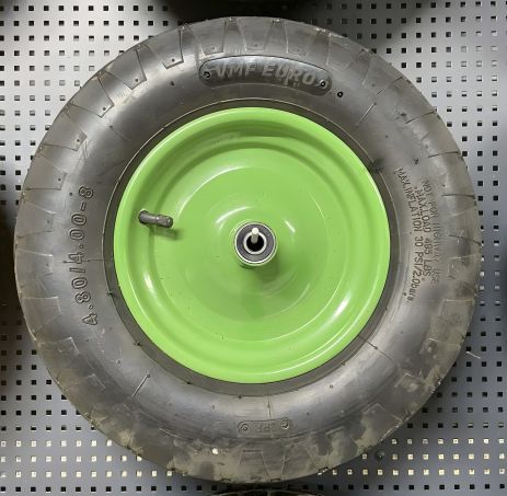 Пневматичне колесо для тачки 4.00-8 2PR, протектор, вісь 155x113мм ТМ VMF EURO