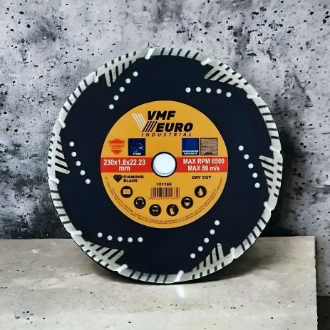 VMF EURO Industrial Диск алмазний відрізний по бетону Turbo Protect 230x22,23mm VMF EURO Industrial Диск алмазний відрізний по бетону Turbo Protect 230x22,23mm