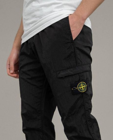 Штани Stone Island у чорному кольорі