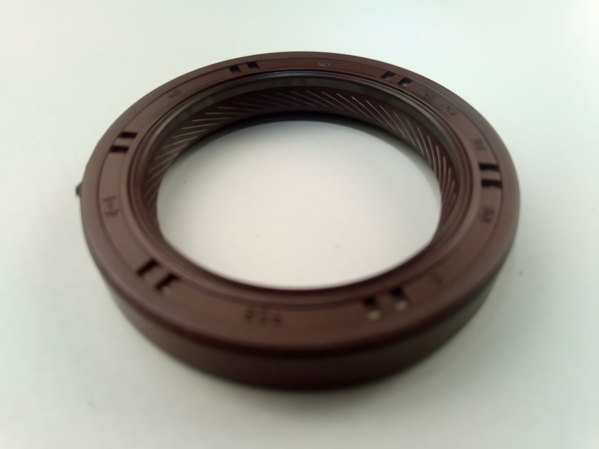 Сальник распредвала для Hyundai/KIA 1.5-2.0 CRDi, от MOBIS (2214427000) (22144-27000) Сальник распредвала для Hyundai/KIA 1.5-2.0 CRDi, от MOBIS (2214427000) (22144-27000)