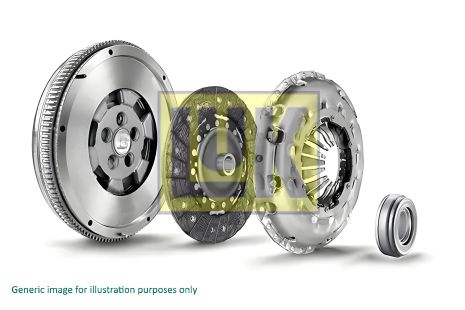 Зчеплення комплект AUDI A5, AUDI A4, LUK (600021700) Зчеплення комплект AUDI A5, AUDI A4, LUK (600021700)