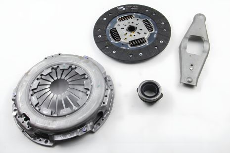 Комплект зчеплення Ford TRANSIT 2.4DI 02-06, VALEO (826700) Комплект зчеплення Ford TRANSIT 2.4DI 02-06, VALEO (826700)