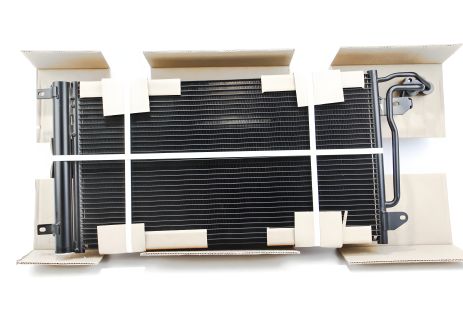 Конденсор для VW POLO Stufenheck від MAHLE/KNECHT (AC566000S) Конденсор для VW POLO Stufenheck від MAHLE/KNECHT (AC566000S)