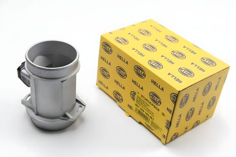 Воздухомер для AUDI A6 C5 (4B5) - 2.5 TDI (1997.11 - 2005.01) от HELLA (8ET009142451)