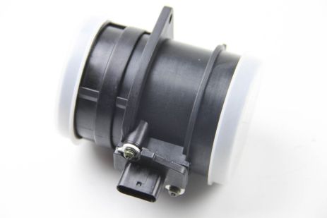 Витратомір повітря 08- (5 конт.) GOLF/PASSAT 1.8-2.0 TSI, HELLA (8ET009149591)