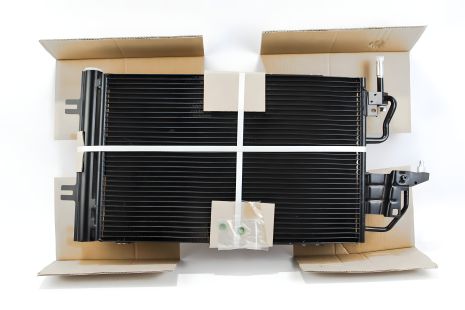 Кондиціонерний радіатор для Astra H CDTI 05-, MAHLE/KNECHT (AC400000S) Кондиціонерний радіатор для Astra H CDTI 05-, MAHLE/KNECHT (AC400000S)