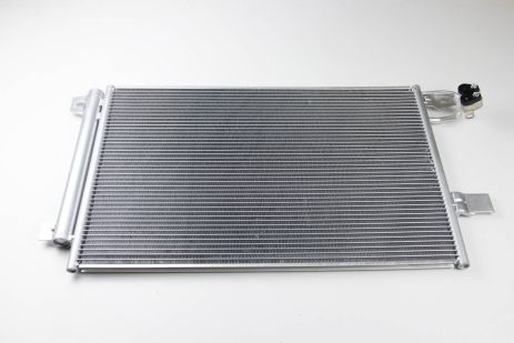 Радиатор кондиционера T5 2.0TDI 09-, BSG (BSG90525025) Радиатор кондиционера T5 2.0TDI 09-, BSG (BSG90525025)