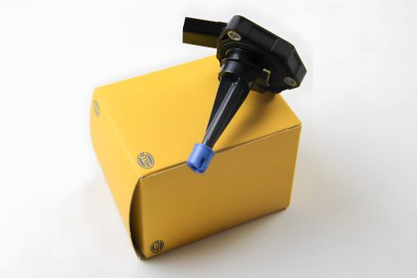 Датчик уровня масла HELLA (6PR013680071) для Q2/Q3/OCTAVIA/SUPERB/CADDY 1.0-2.0D 12-