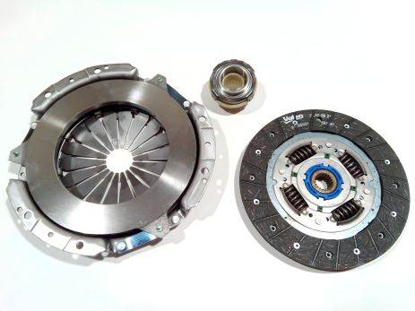 Полный комплект сцепления ВАЗ 2123, VALEO (826474); (2123-1601000) Полный комплект сцепления ВАЗ 2123, VALEO (826474); (2123-1601000)