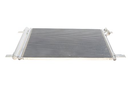 Радиатор-конденсор кондиционера для SKODA KAROQ/SEAT LEON, Van Wezel (58005335) Радиатор-конденсор кондиционера для SKODA KAROQ/SEAT LEON, Van Wezel (58005335)