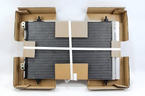 MAHLE/KNECHT радиатор кондиционера для Berlingo/Partner 1.6HDI 08- (AC667000S)