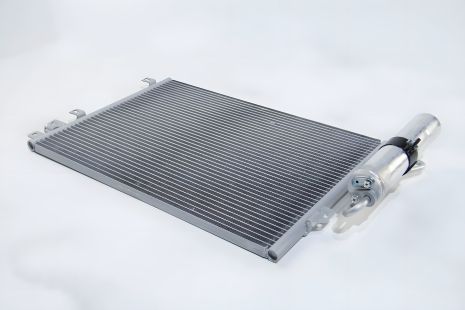 Кондиціонера радіатор Dacia Logan 1.4/1.6, ASAM (30291) Кондиціонера радіатор Dacia Logan 1.4/1.6, ASAM (30291)