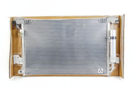 Кондиціонера радіатор Lancer VIII/Outlander II 1.5-1.8/2.0d-3.0D 06-, LORO (0330160015)