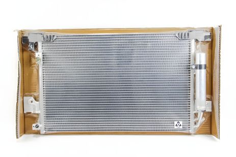 Радиатор кондиционера для Lancer VIII/Outlander II 1.5-1.8/2.0d-3.0D 06- от LORO (0330160015)