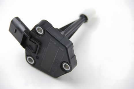 Датчик рівня оливи A3/A4/A8/Q5/FABIA/OCTAVIA/GOLF 1.4-4.2 07-, HELLA (6PR013680041) - Прецизійний