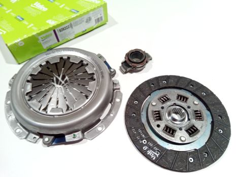 Зчеплення в зборі ВАЗ 2110, VALEO (826222) (2110-1601000) Зчеплення в зборі ВАЗ 2110, VALEO (826222) (2110-1601000)