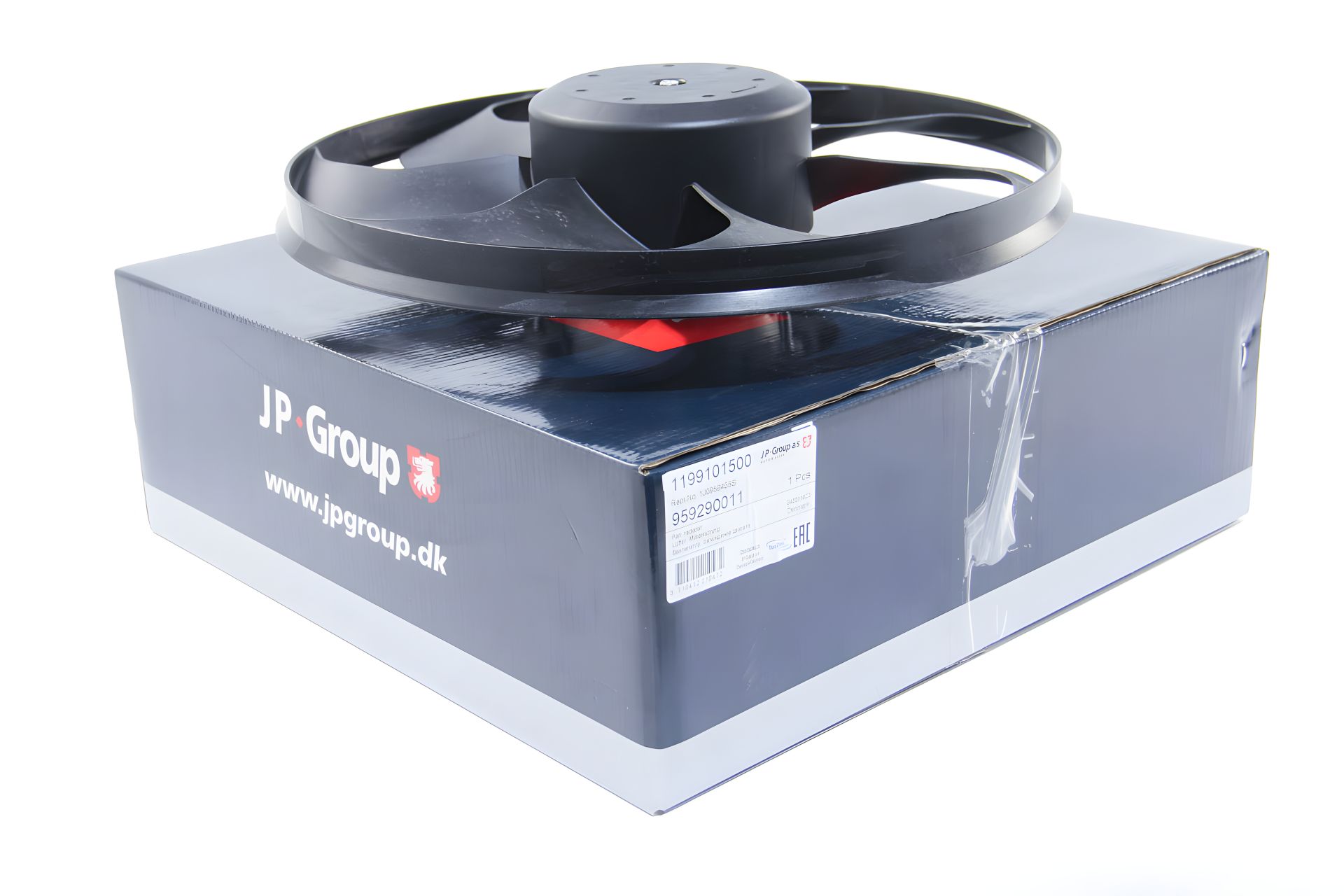 Радиаторный вентилятор для Golf IV/Bora 1.8-, JP Group (1199101500) Радиаторный вентилятор для Golf IV/Bora 1.8-, JP Group (1199101500)