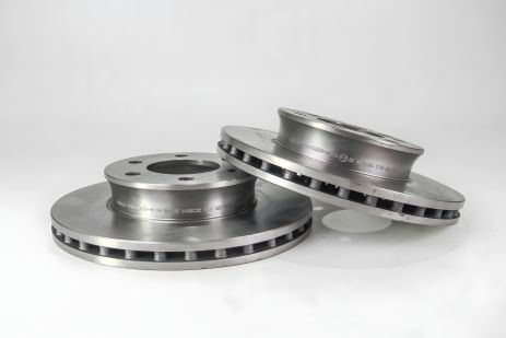 Передний тормозной диск для Crafter/W906/W907 (06-21), CIFAM (800881) Передний тормозной диск для Crafter/W906/W907 (06-21), CIFAM (800881)