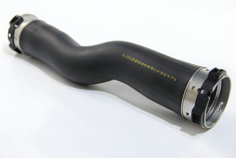 Интеркулера патрубок для BMW 5 (F10) 1.8D/2.0D 10-14, METALCAUCHO (32471) Интеркулера патрубок для BMW 5 (F10) 1.8D/2.0D 10-14, METALCAUCHO (32471)