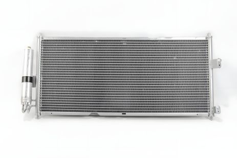 Кондиціонера радіатор ALMERA/PRIMERA 1.5 i 16V/ 1.9 dCi /w/i 00-, LORO (0350160009) Кондиціонера радіатор ALMERA/PRIMERA 1.5 i 16V/ 1.9 dCi /w/i 00-, LORO (0350160009)