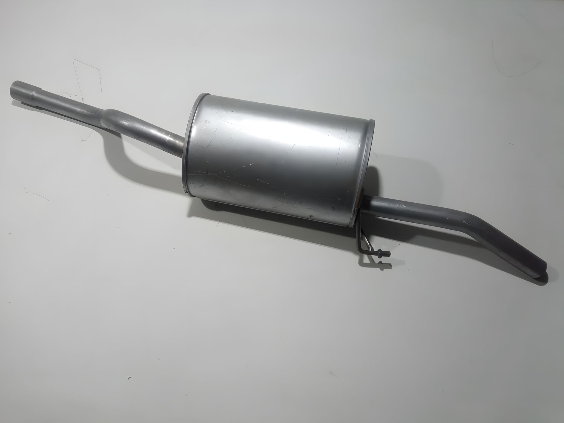 Автомобільний глушник Symbol 1.6, POLMO (21.289) (8200043365) Автомобільний глушник Symbol 1.6, POLMO (21.289) (8200043365)