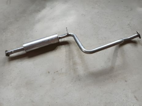 Резонатор Maxima 2.0 V6/3.0 V6 94-00 POLMO (15.60, 20300-40U00)