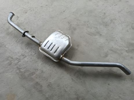 Левый резонатор для Omega B 2.5 94-, POLMO (модель 17.233, код 5852837)