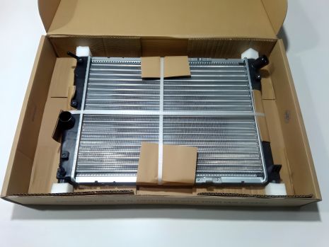 Охолодження радіатор Lanos (без конд.), NISSENS (61644) (96559565)