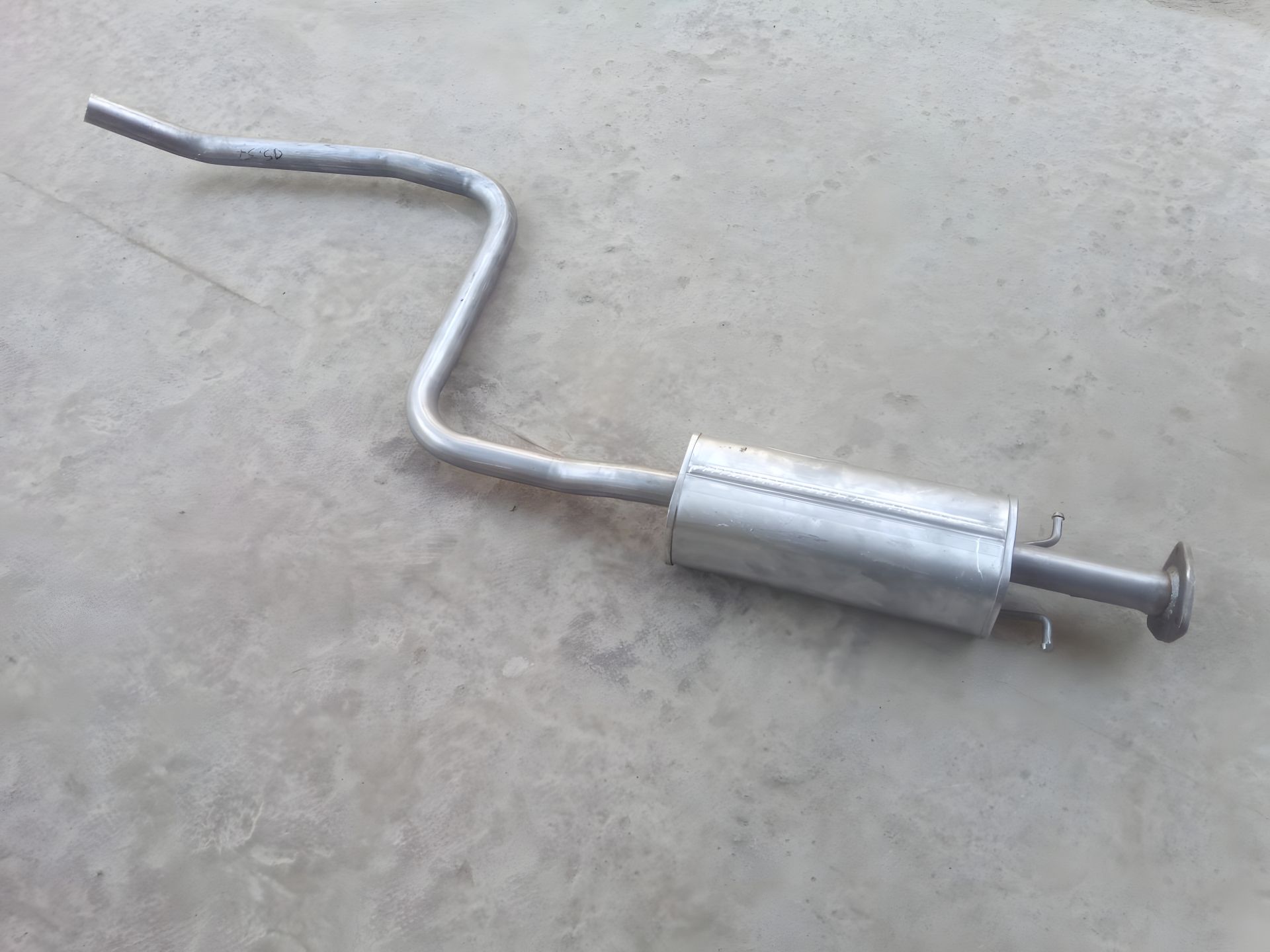 Резонатор для Nubira II 1.6, POLMO (05.37) Резонатор для Nubira II 1.6, POLMO (05.37)