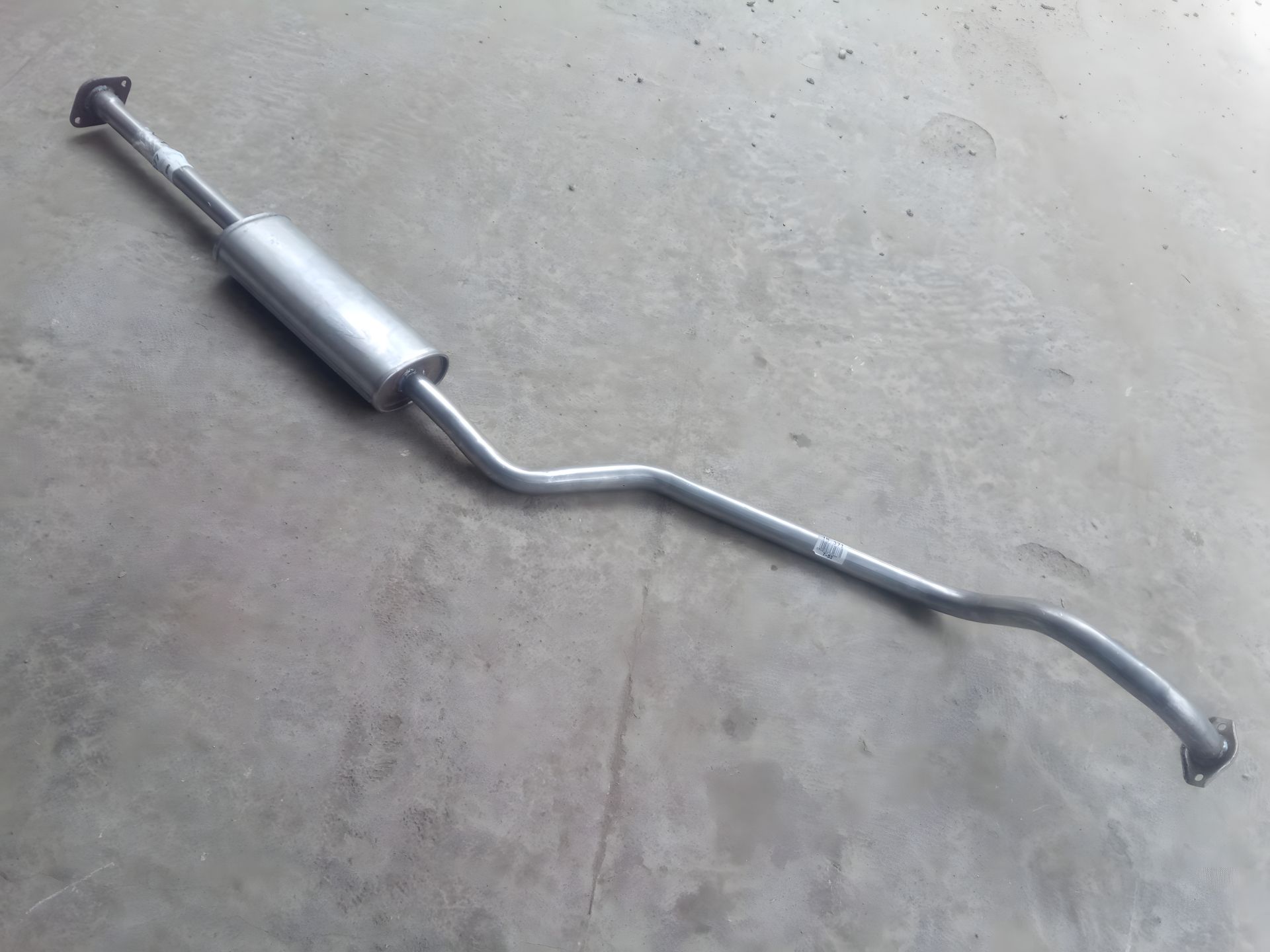 Almera резонатор 1.5/1.8 00-, POLMO (15.371) Almera резонатор 1.5/1.8 00-, POLMO (15.371)