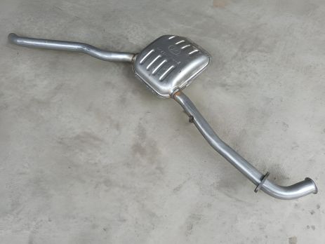 Глушник резонатор Omega B 2.5 94-, POLMO (17.232) правий (5852832) Глушник резонатор Omega B 2.5 94-, POLMO (17.232) правий (5852832)