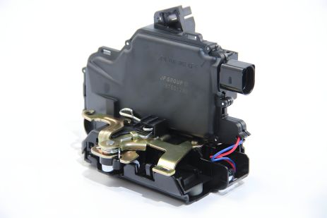 Замок двері задньої (+ЦЗ) Golf IV/Passat B5 R, JP Group (1187501280) Замок двері задньої (+ЦЗ) Golf IV/Passat B5 R, JP Group (1187501280)