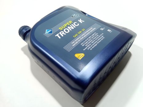 Синтетична моторна олива 5W-30 ARAL SuperTronic K 5 л (15DBCD) (15DBCF) Синтетична моторна олива 5W-30 ARAL SuperTronic K 5 л (15DBCD) (15DBCF)