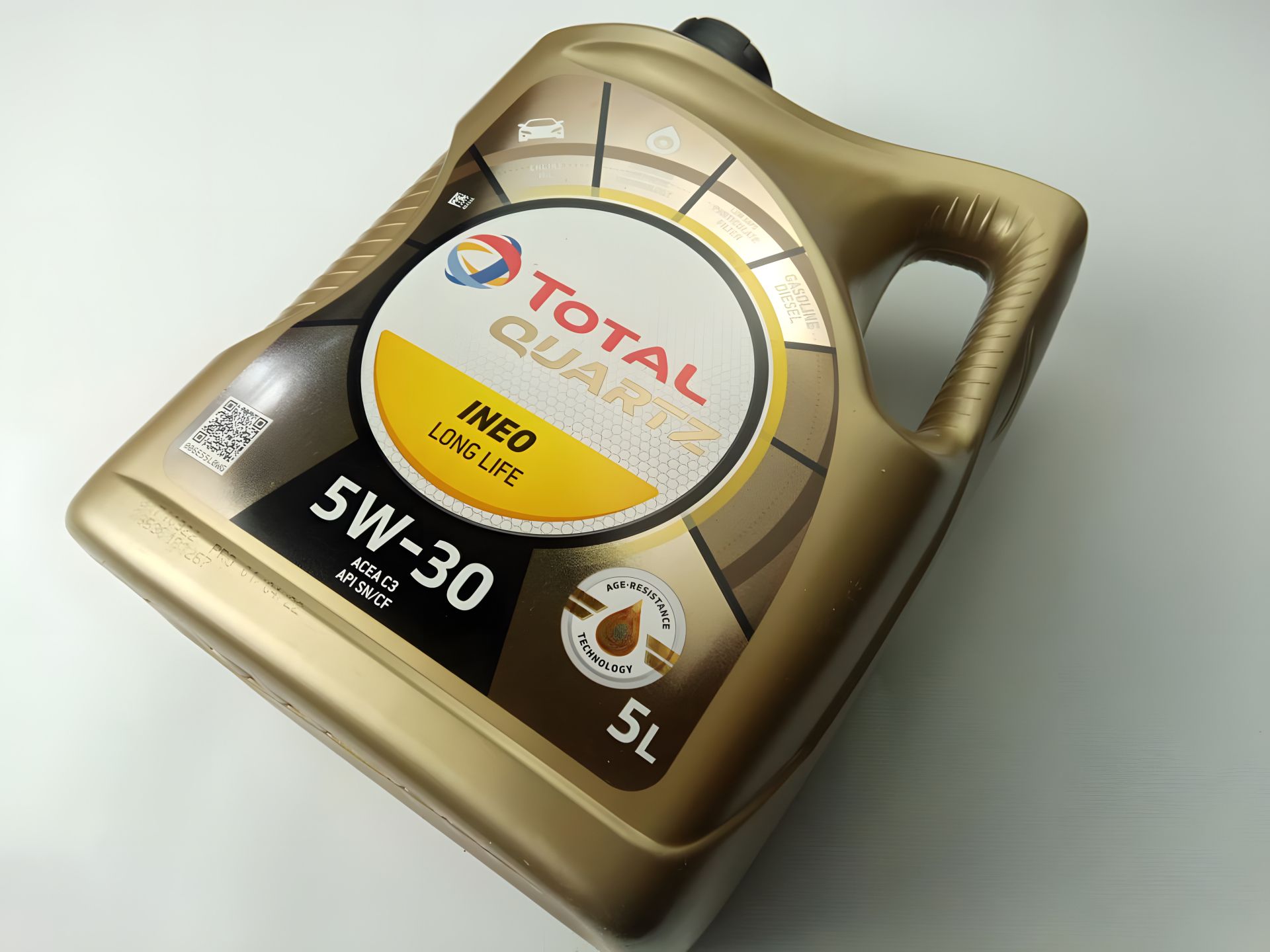 Моторна олива 5W-30 синтетична TOTAL Quartz INEO LONG LIFE 5л. (181712) Моторна олива 5W-30 синтетична TOTAL Quartz INEO LONG LIFE 5л. (181712)