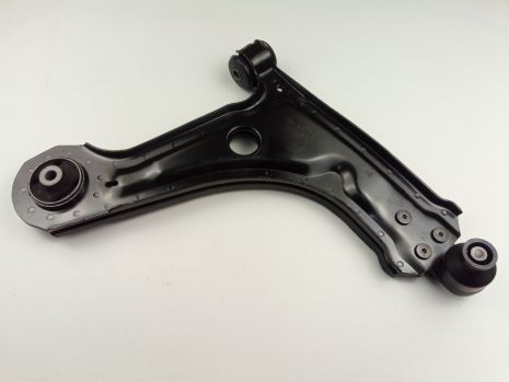 Рычаг подвески нижний R GM Lacetti/Nubira/Optra 02-08 OLD CQKD-13R (CTR) (CQ0097R)
