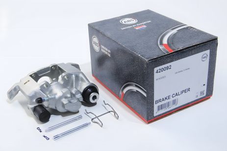 Задний тормозной суппорт для W638/W638 95-03 Пр. от ABS (420092) Задний тормозной суппорт для W638/W638 95-03 Пр. от ABS (420092)