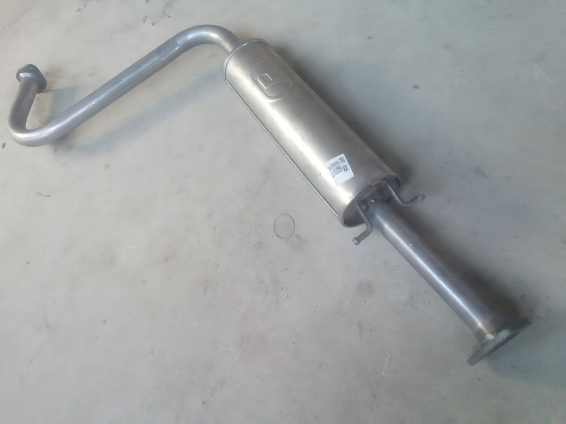 Резонатор POLMO Lanos (05.08) західний алюмінієвий (96350723) Резонатор POLMO Lanos (05.08) західний алюмінієвий (96350723)