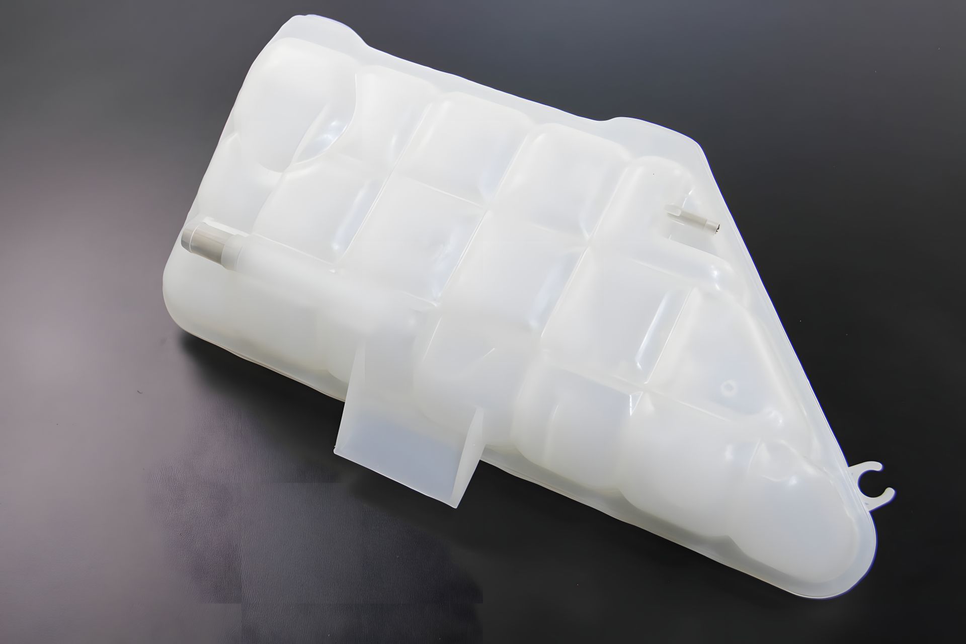 MB M-class (W163) 99-05 розширювальний бачок радіатора, JP Group (1314700100) MB M-class (W163) 99-05 розширювальний бачок радіатора, JP Group (1314700100)