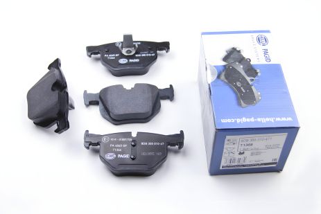 Задние тормозные колодки BMW 5 (E60) (2003 - 2009), HELLA PAGID (8DB355010471)