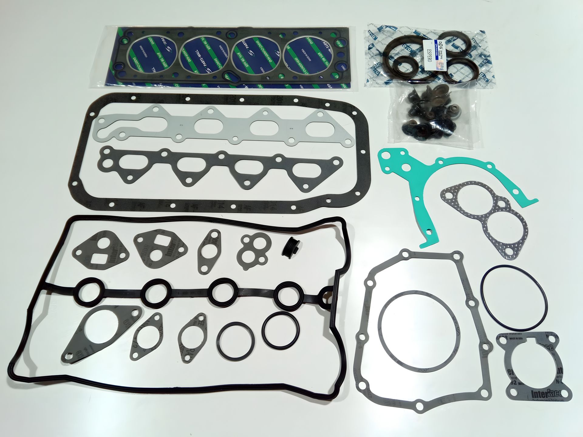 Полный комплект прокладок двигателя Nexia 1.5 16 клапанов, PMC (PFC-N009) (S1141021) Полный комплект прокладок двигателя Nexia 1.5 16 клапанов, PMC (PFC-N009) (S1141021)