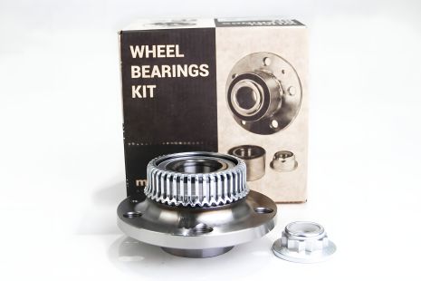 Підшипник маточини задньої VW Golf IV/A3 96-03/Octavia 96-/Leon/Toledo 99-, CIFAM (6192499) Підшипник маточини задньої VW Golf IV/A3 96-03/Octavia 96-/Leon/Toledo 99-, CIFAM (6192499)