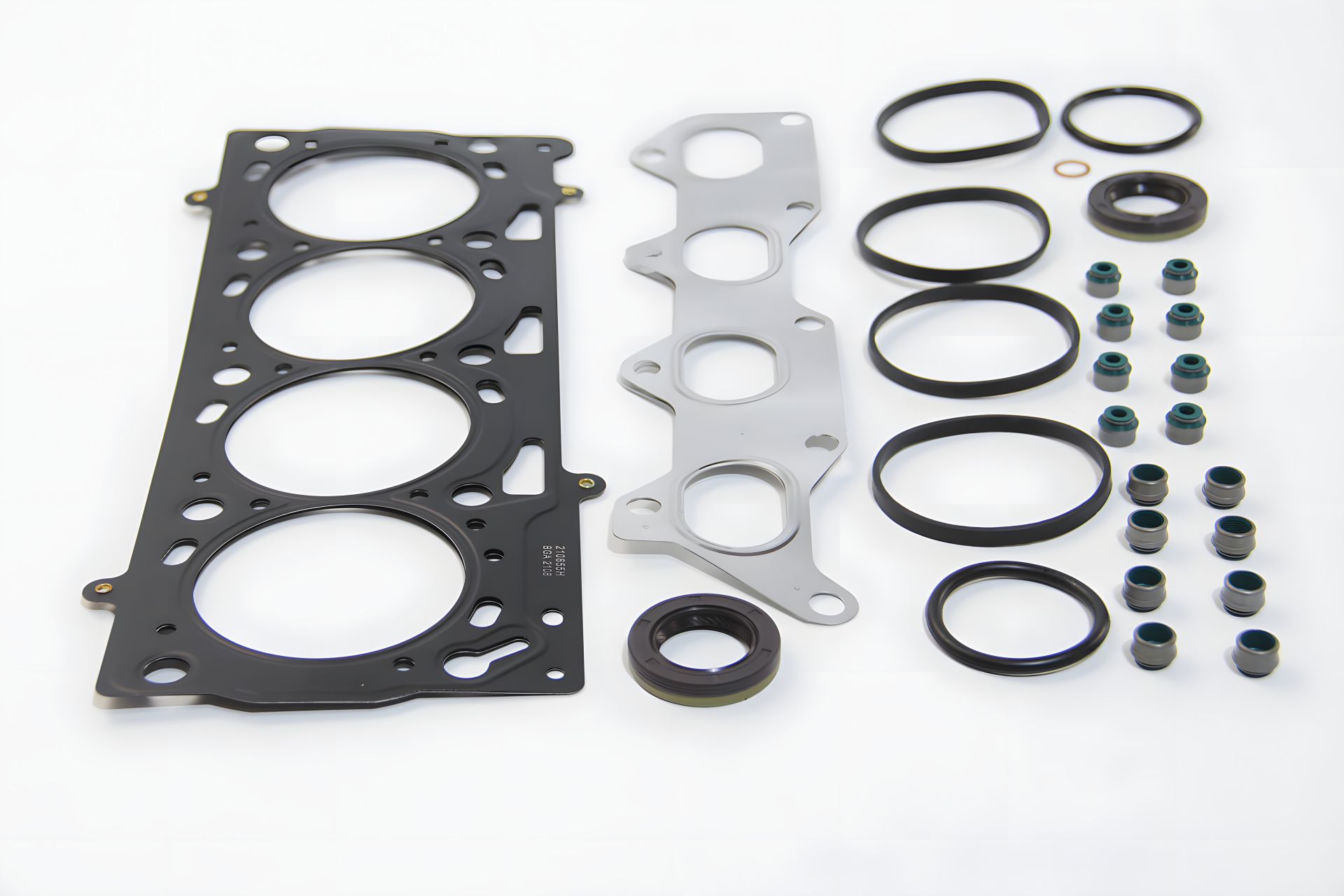 Комплект верхніх прокладок для Golf 1.4 97-06, BGA (HK9582) Комплект верхніх прокладок для Golf 1.4 97-06, BGA (HK9582)