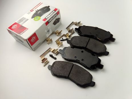 Передні гальмівні колодки Lancer X/Outlander I, від FERODO (FDB1621) (68035576 AA)