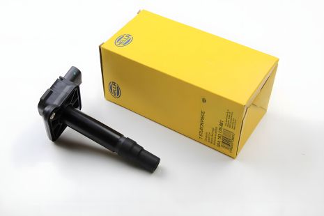 Катушка зажигания для Audi A3/6/8 и VW Sharan 1.8 Turbo 99-, HELLA (5DA193175981) Катушка зажигания для Audi A3/6/8 и VW Sharan 1.8 Turbo 99-, HELLA (5DA193175981)