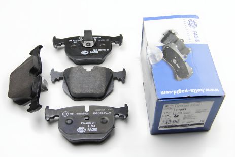 Задні колодки гальмівні BMW 3 (E46)/ RANGE ROVER III (L322); X3 (E83) 97-12, HELLA PAGID (8DB355006691)